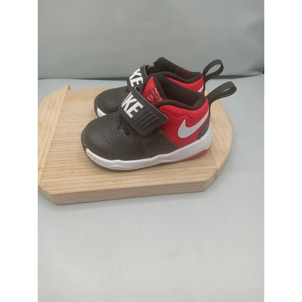 Nike Team Hustle 881943-004 Black Red Toddlers US Size 5C‎ Shoes Sneakers